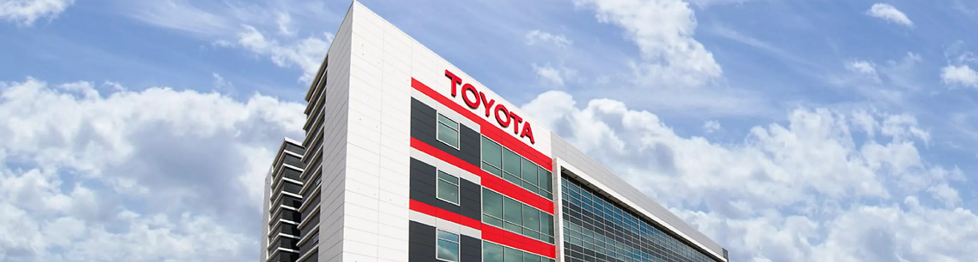 Изображение на странице TOYOTA ПОДВЕЛА ИТОГИ ПРОДАЖ В РОССИИ ЗА 2021 ГОД Тойота Центр Рязань